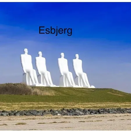 Mindedalen - Idyl Taet Pa Alt Og Helt I Fred *