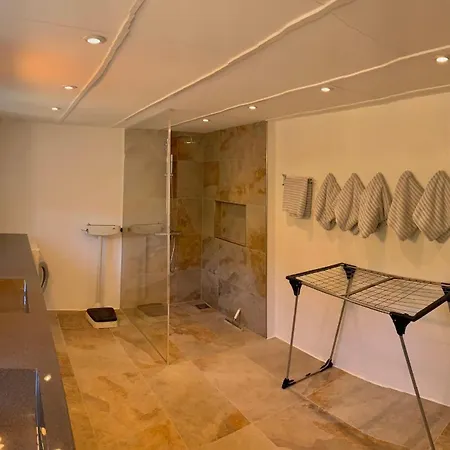 Mindedalen - Idyl Taet Pa Alt Og Helt I Fred Billum