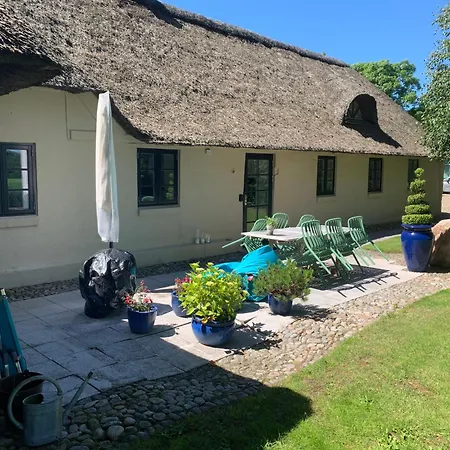 Lägenhet Mindedalen - Idyl Taet Pa Alt Og Helt I Fred